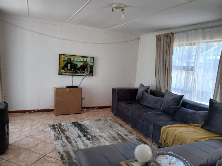 5 Bedroom Property for Sale in Club View Eastern Cape